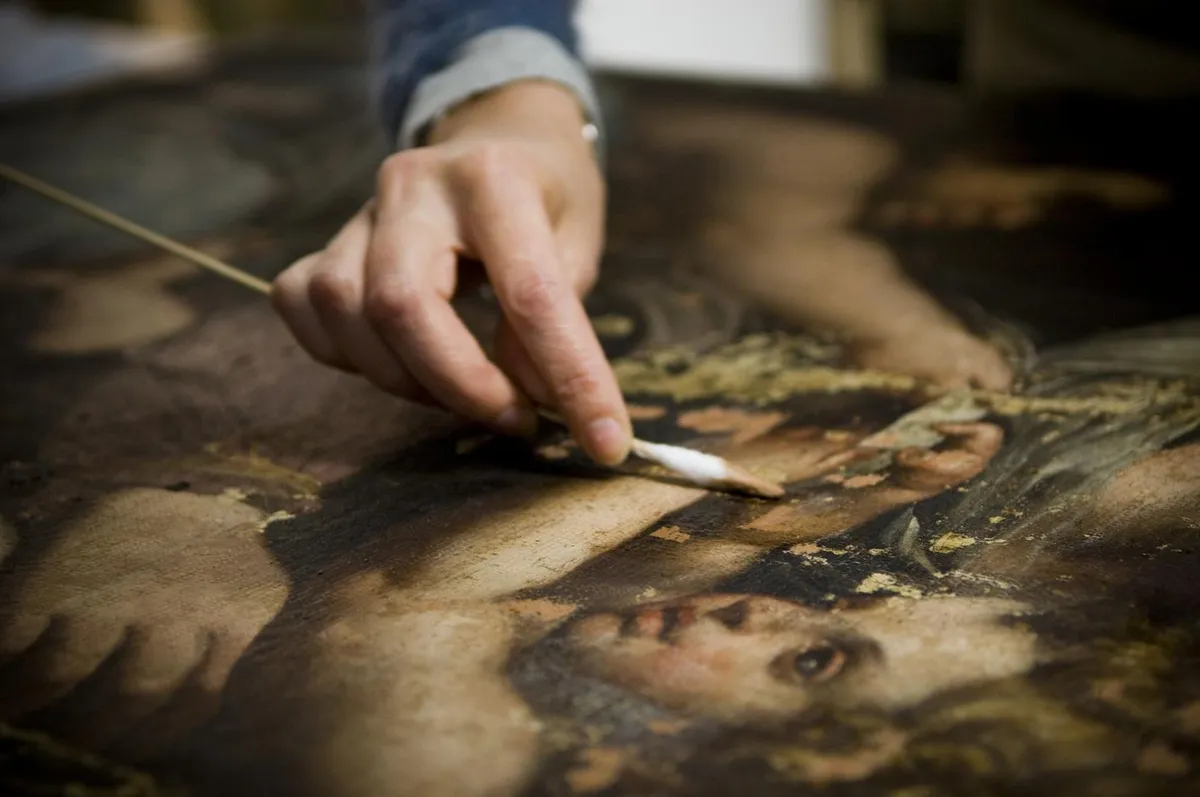 Métiers d'art : l'IFM et le Mobilier national lancent un Bachelor pour contrer la pénurie de main-d'œuvre